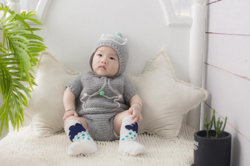 白沙宝宝揉眼睛是怎么回事 白沙宝宝揉眼睛是怎么回事